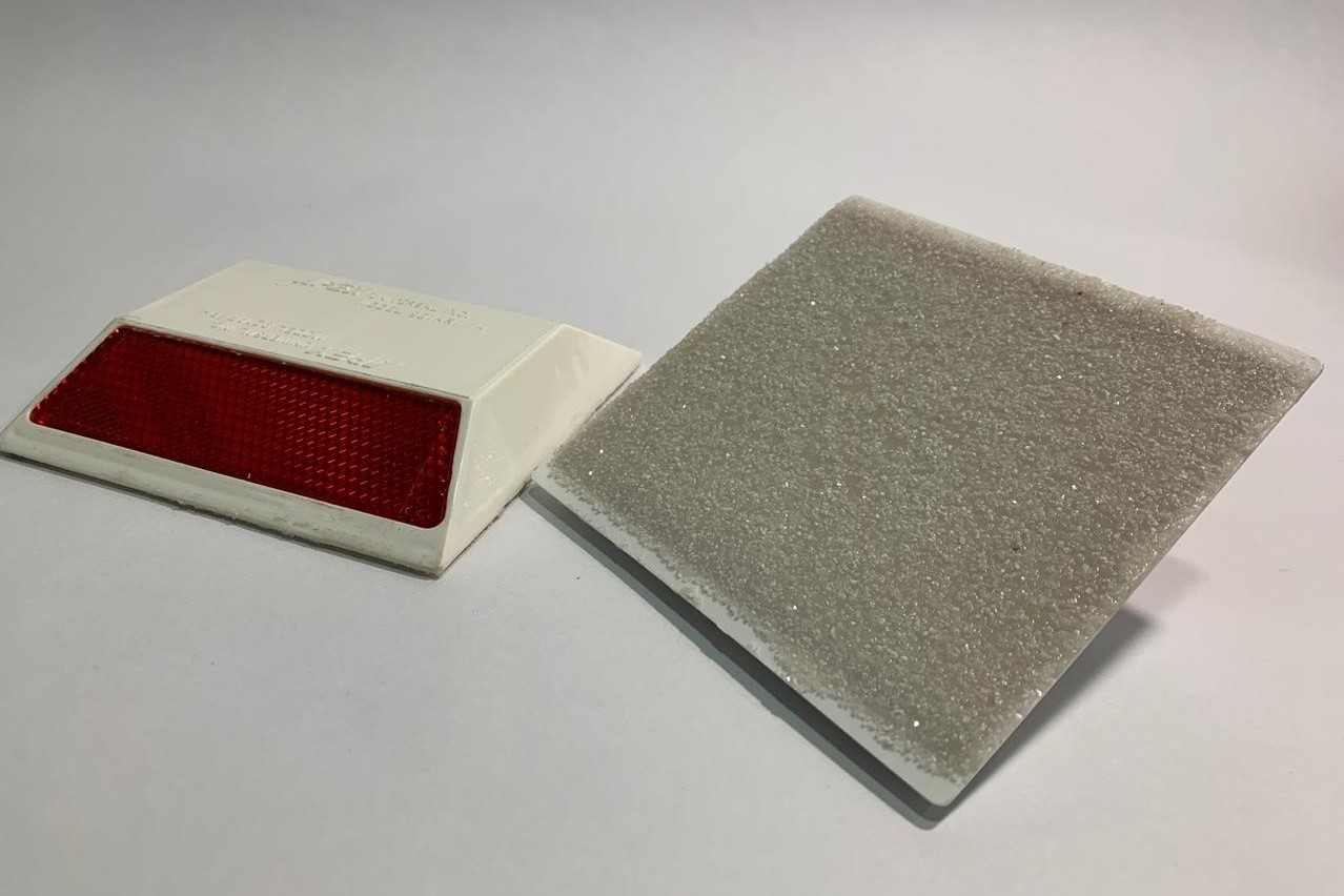 TACHAS o VIALETAS Apex®